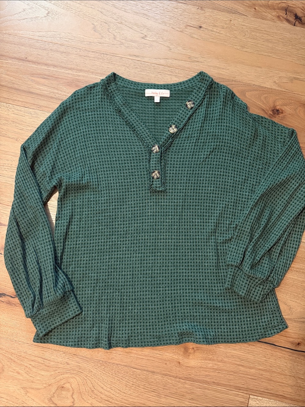 Women’s Waffle Knit Button Henley Top - Green